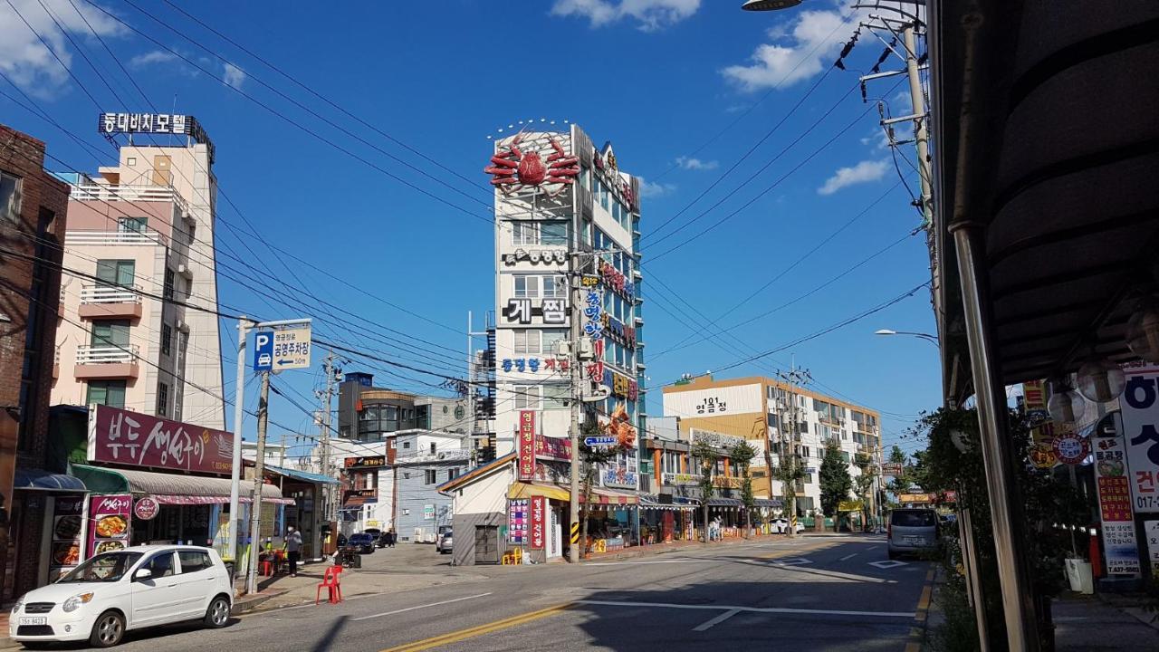 Lighthouse Beach Motel Sokcho Exterior photo